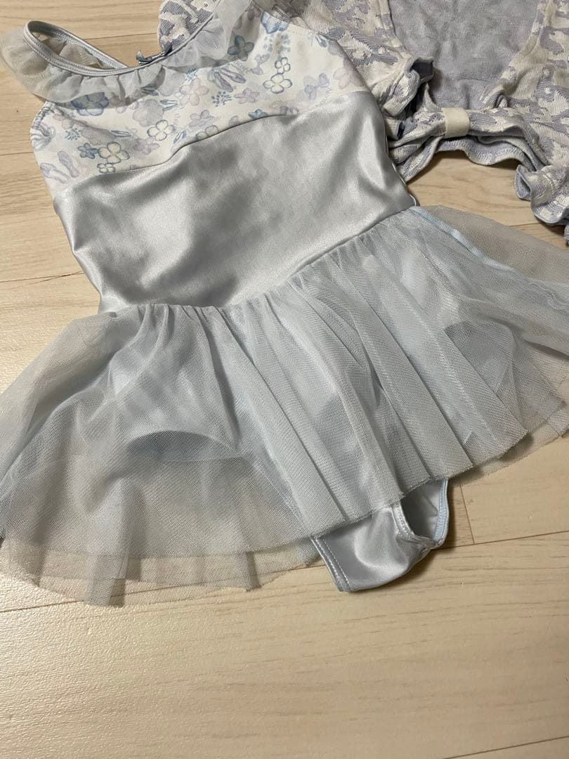 チャコットレオタードとチャコットカーディガンセット