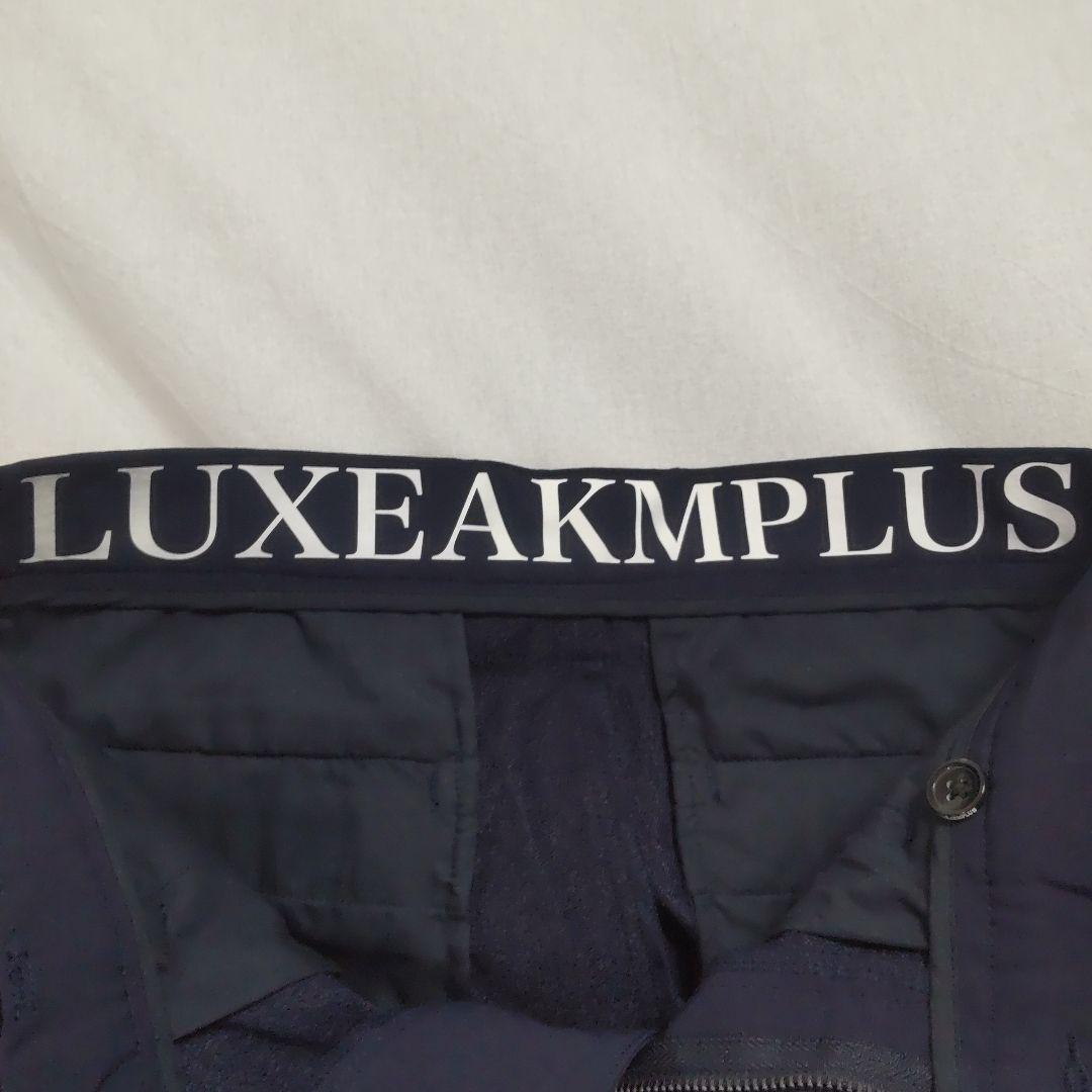 LUXEAKMPLUS 未使用 ゴルフ サイドロゴ スラックスパンツ M 紺