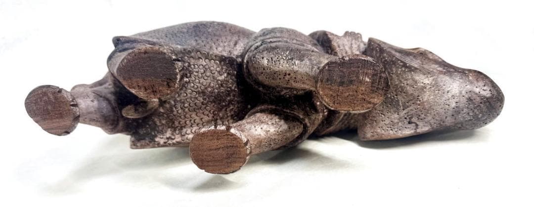 年代物 古唐木雕犀 唐木彫さい レア一点もの 金運招き 置物時代物WWWT033