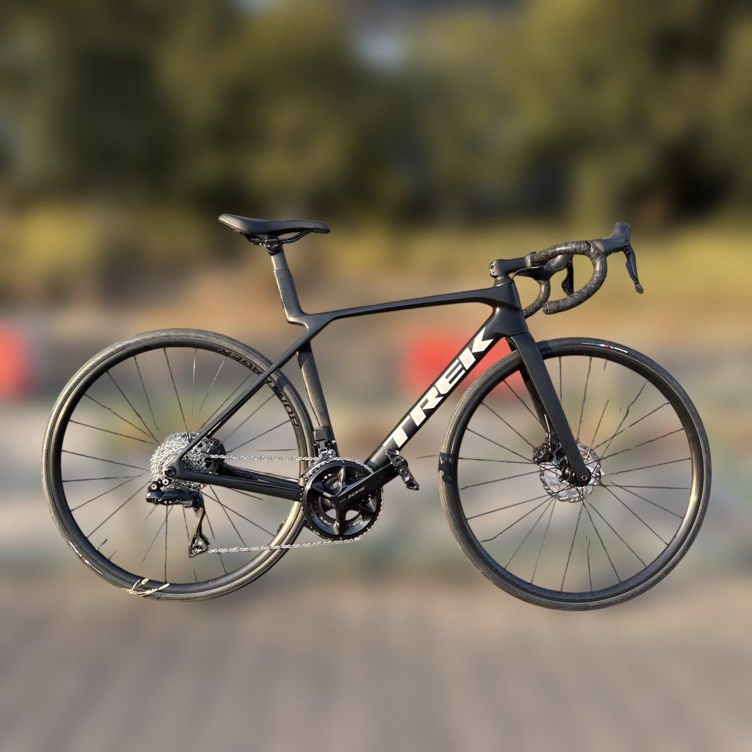 【美品】TREK Madone Gen8 105 Di2 Mサイズ SL6相当